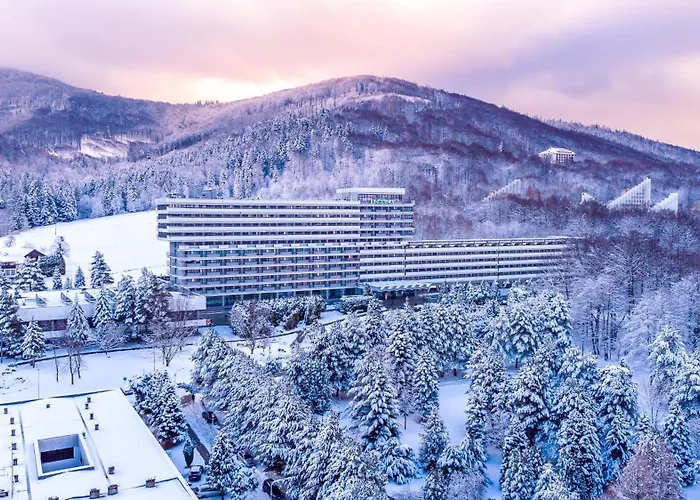 Sanatorium Rownica Resort *